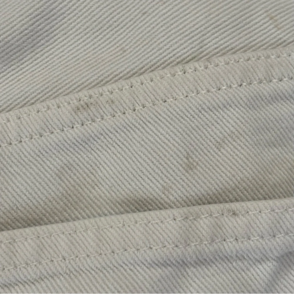 Madewell White Relaxed Denim Shorts - size 25​ - Picture 8 of 10